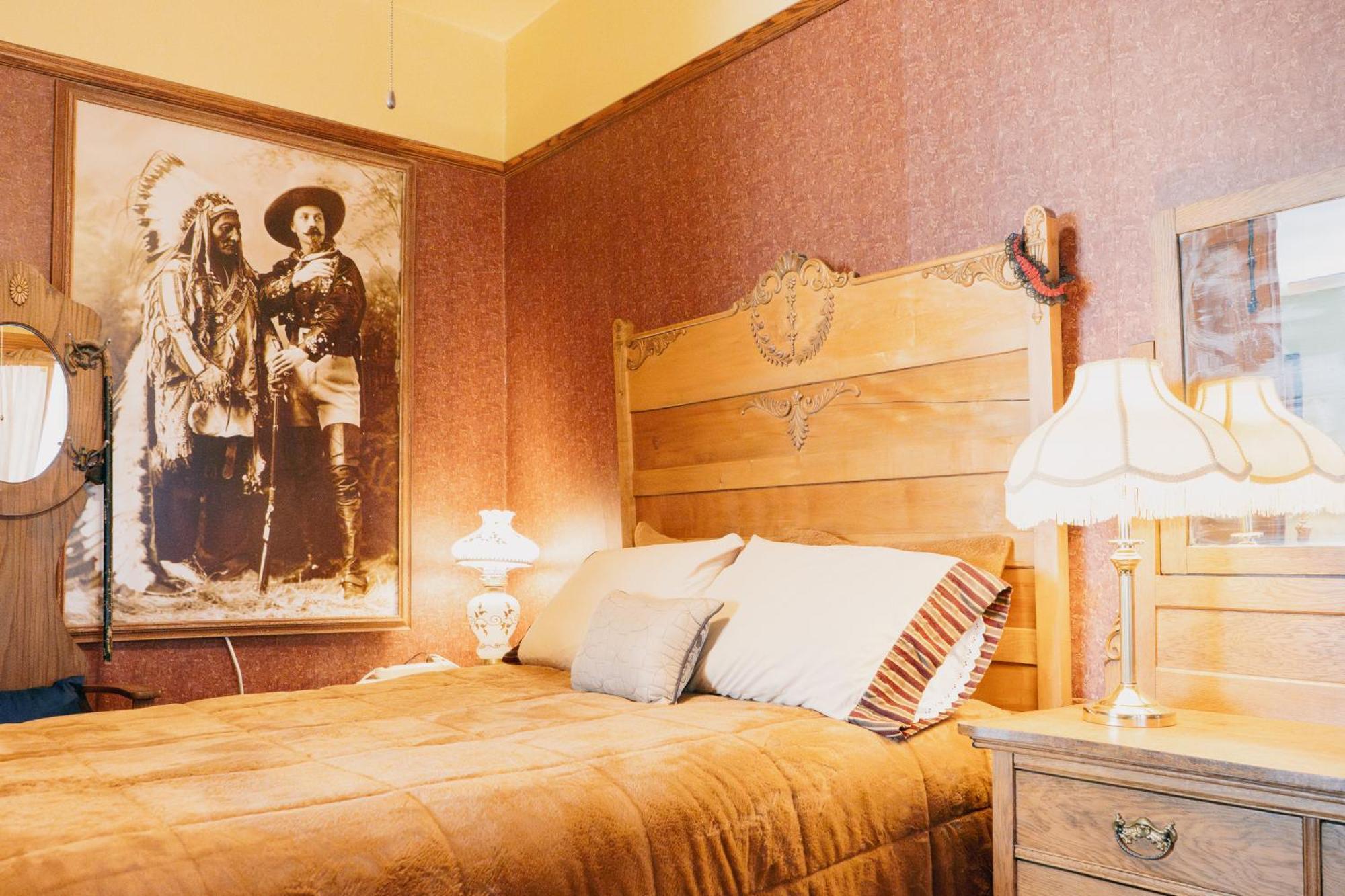 First Deadwood Cottages ภายนอก รูปภาพ