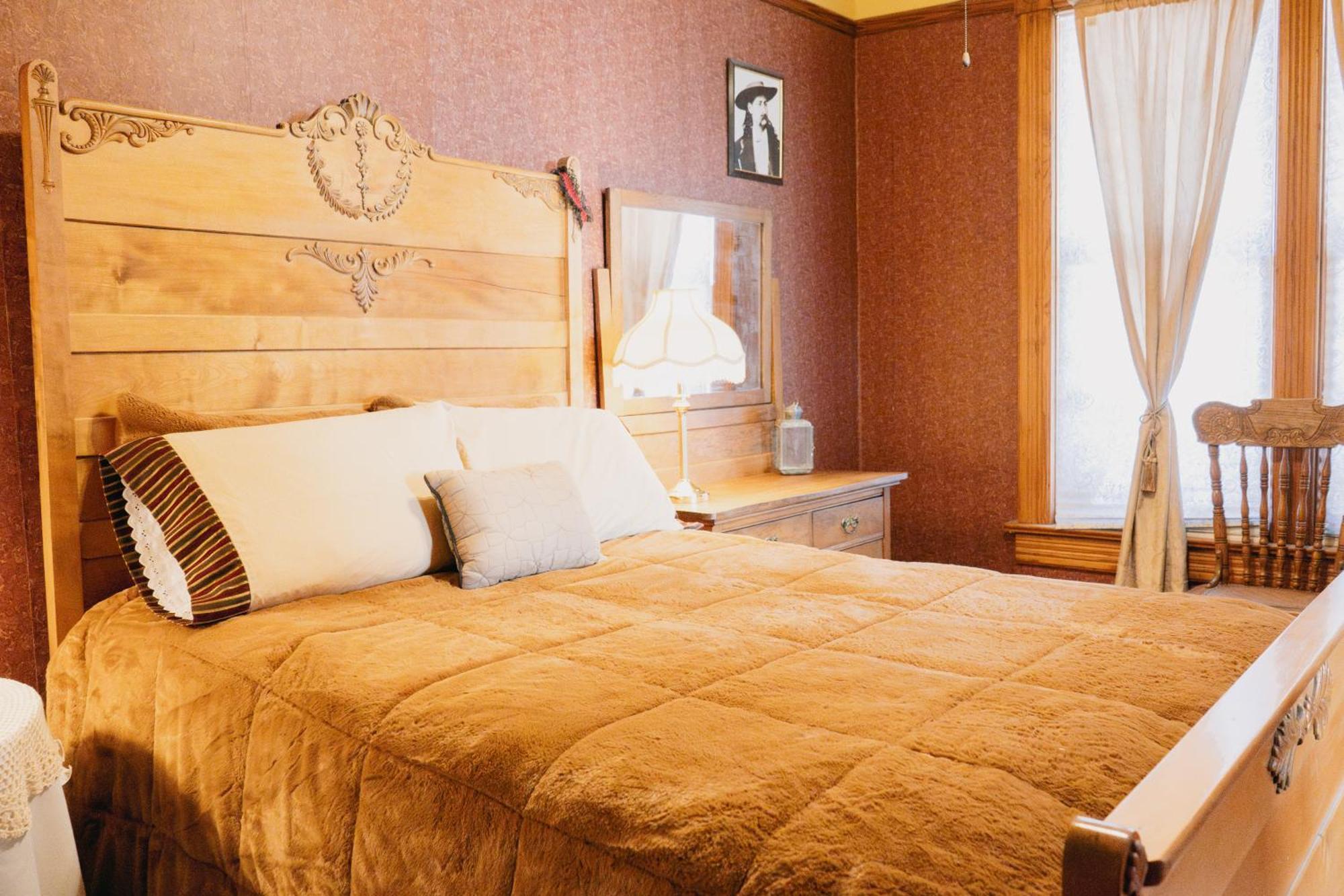 First Deadwood Cottages ภายนอก รูปภาพ